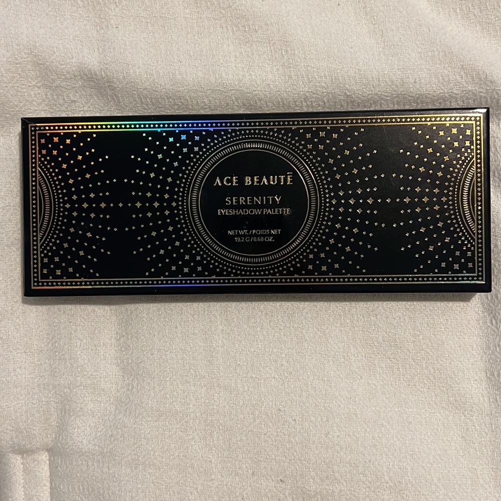 Ace Beaute Eyeshadow Palette